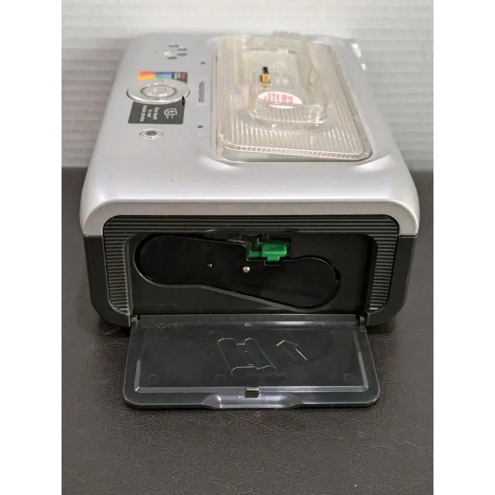 Kodak C533 Digital Camera 5.0 MP with EasyShare Series 3 Digital Photo‎ Printer